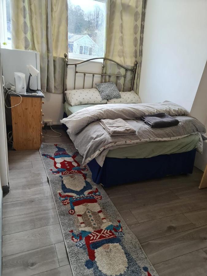 Homestay Budget Double En-suite Bedroom